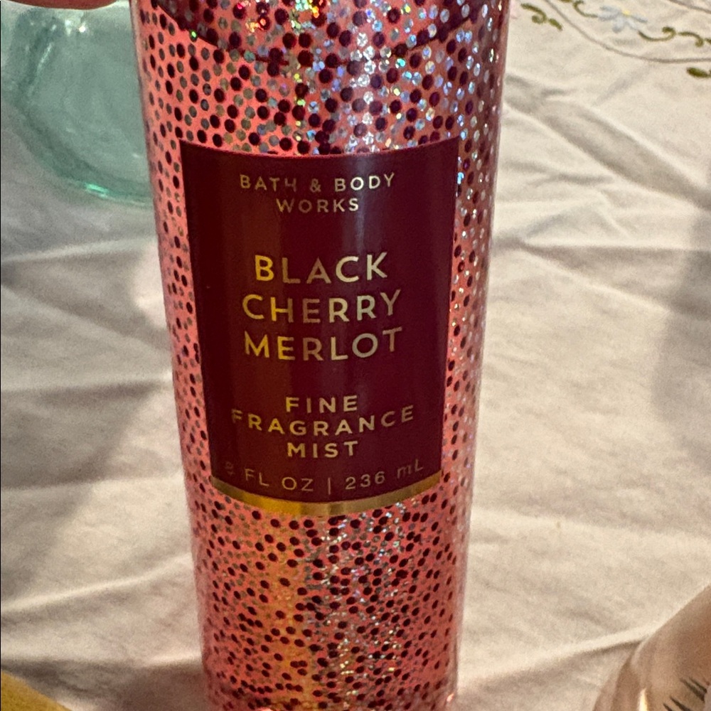 New Bath and Bodyworks body spray - Picture 14 of 16